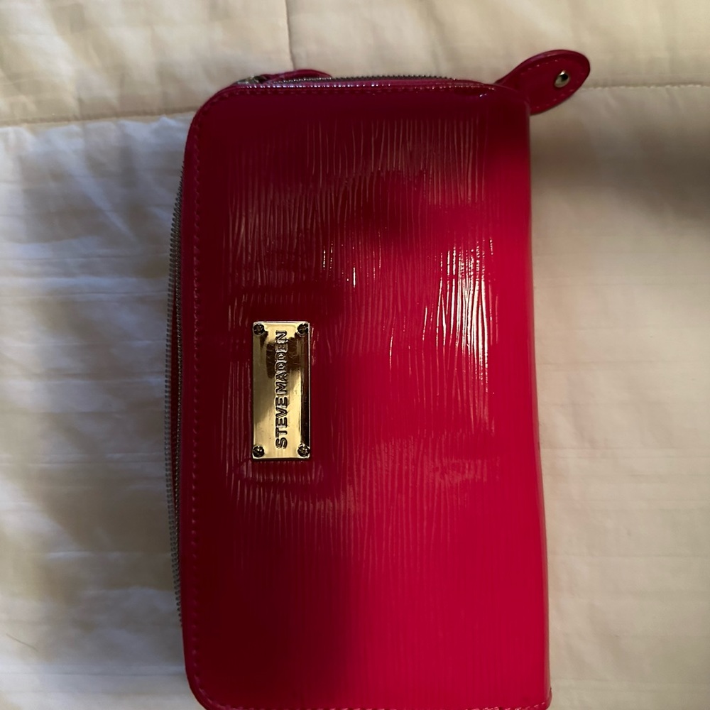 Steve madden wallet